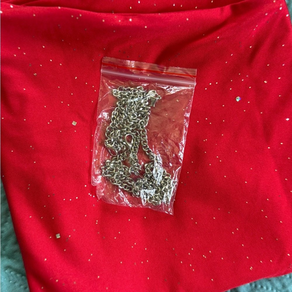✨ Red Sparkle Bodycon Mini Dress – NEVER WORN ✨ - Picture 3 of 5
